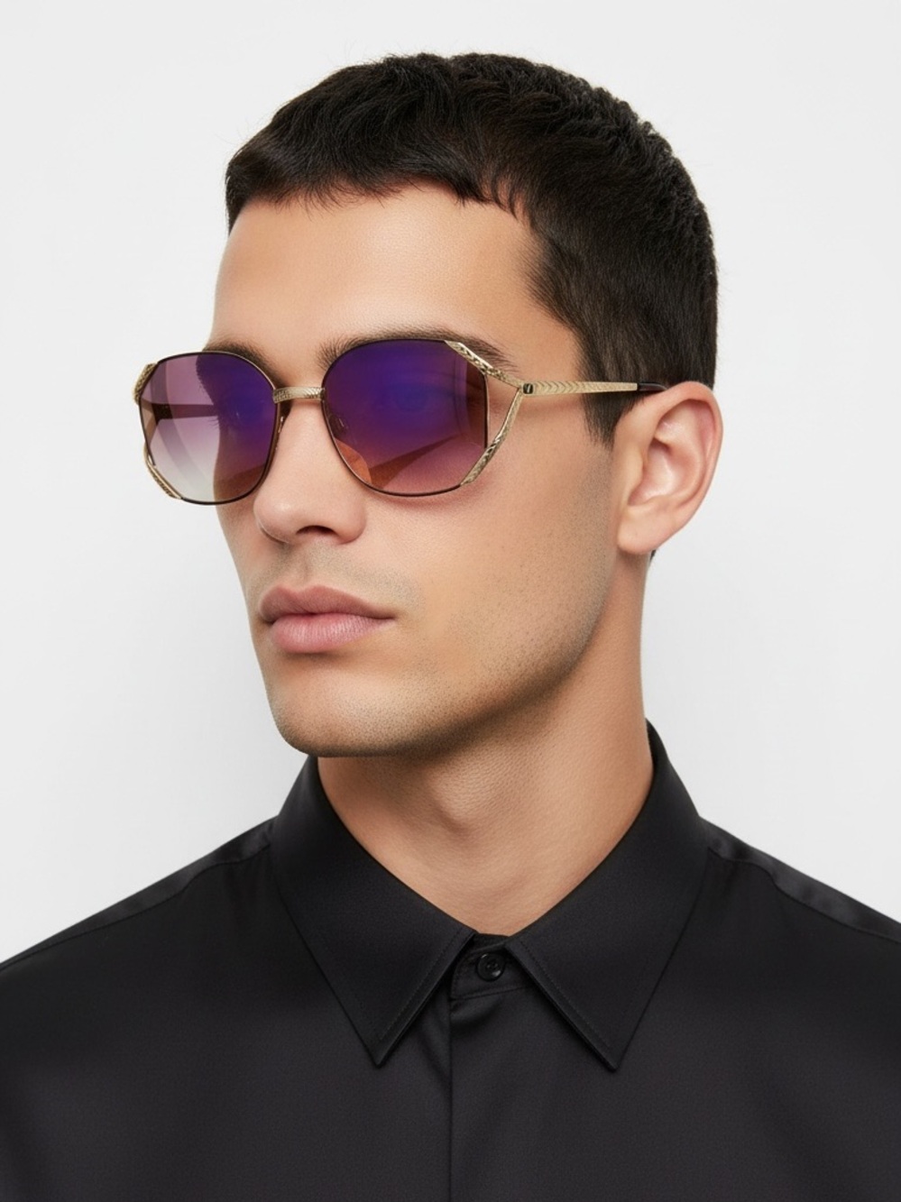 Valentino V379 Unisex Vintage Gold Chevron Square Aviator Sunglasses Full Set